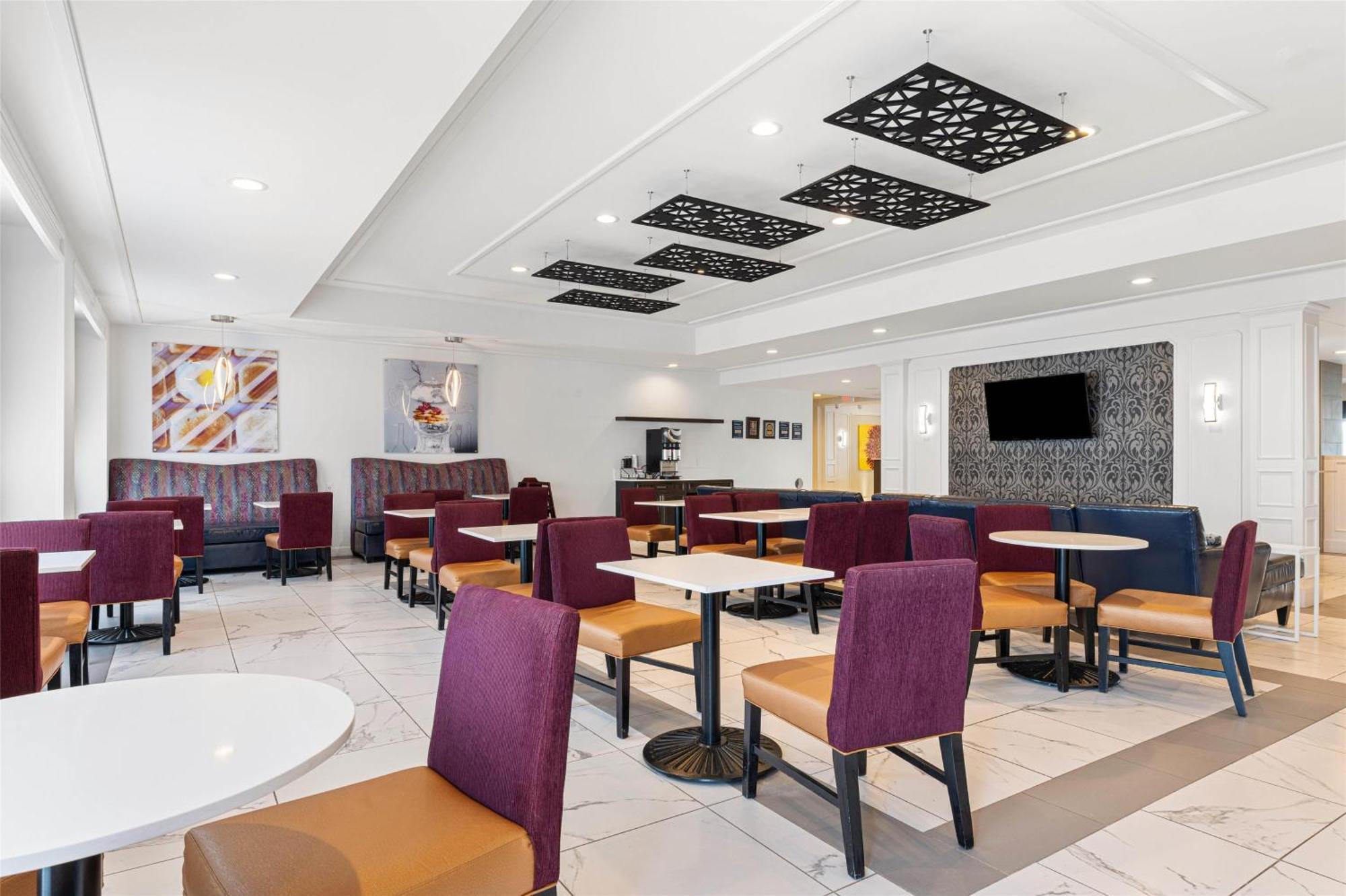 Best Western Plus New Richmond Inn & Suites Exterior foto